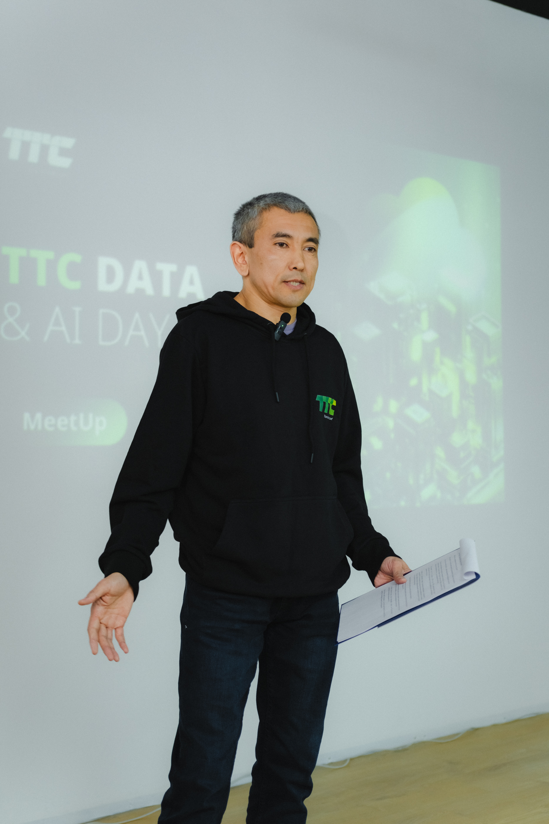 AI бизнесті жаулап алуда: AI күні 2025 Қазақстанда не көрсетті?